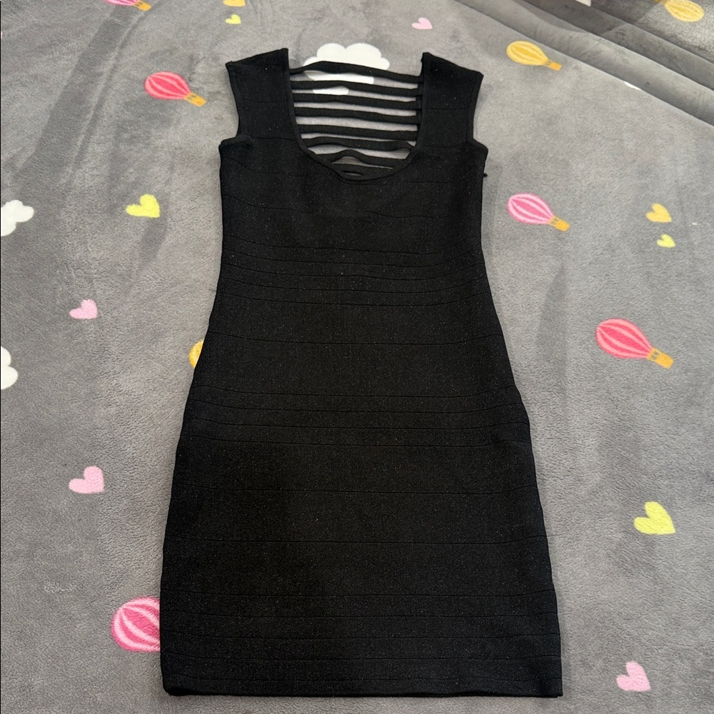 Elegant Black Sleeveless Dress Fora size S